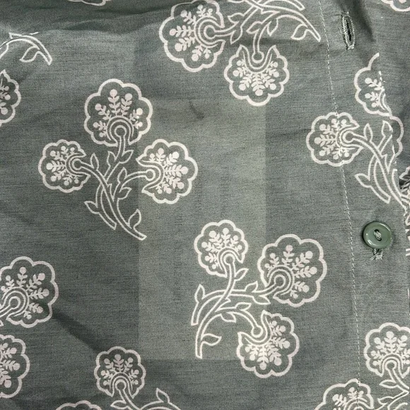 Joie Sage Green Floral Button-Up Cropped Blouse Size Small NWT - Picture 8 of 8